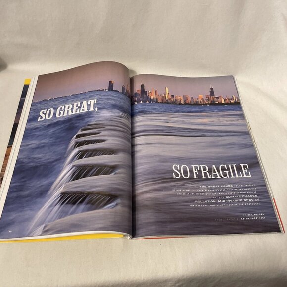 National Geographic December 2020 Saving The Great Lakes Language Of Lullabies - Picture 8 of 12